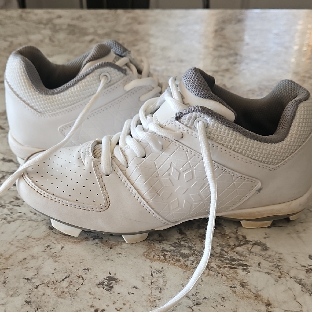 Youth Girls Softball Cleats